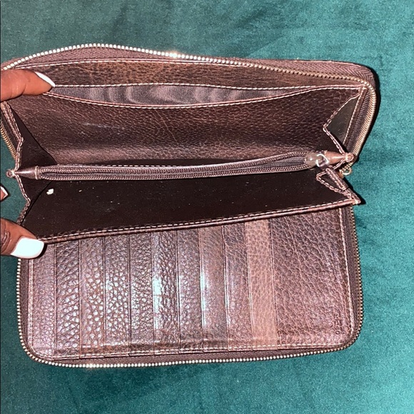 GUCCI WALLET - Picture 5 of 10